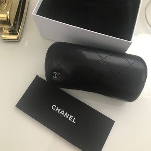 CHANEL sun glasses